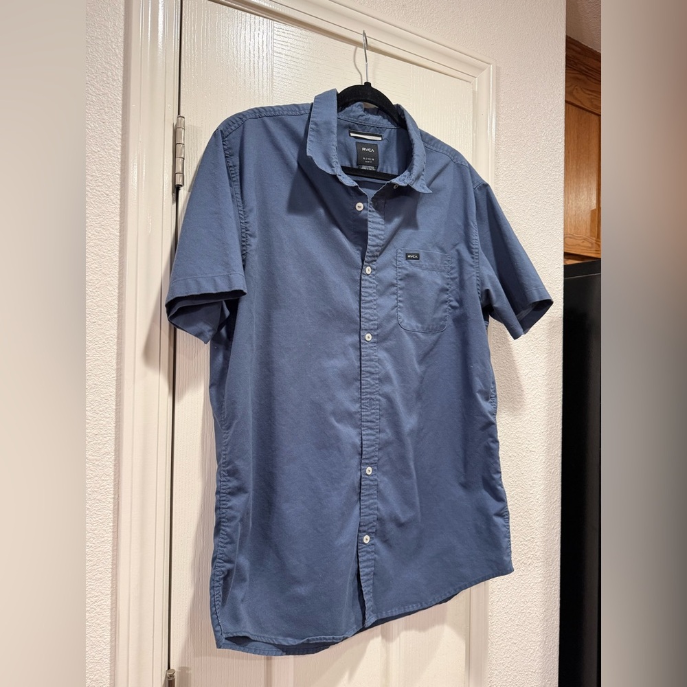 RVCA Men's Casual Navy Button Down Shirt Size XL - Picture 3 of 6